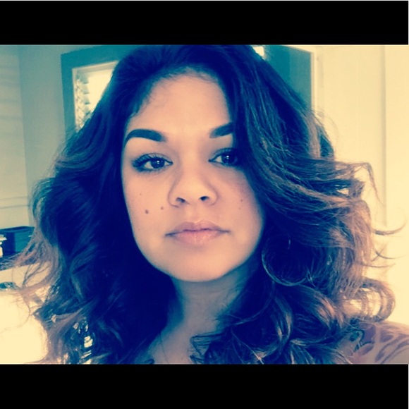 Meet your Posher, Brandy ✌🏽😊 - Picture 3 of 4